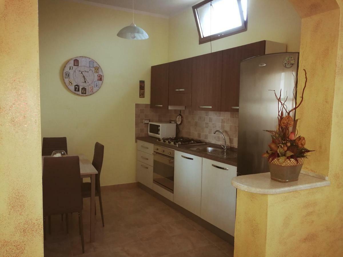 Casa Debby Villa Porto Torres Bagian luar foto